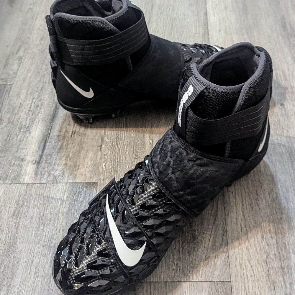 Nike Elite Force 2 Mens Football Cleats NWOT - Picture 4 of 9